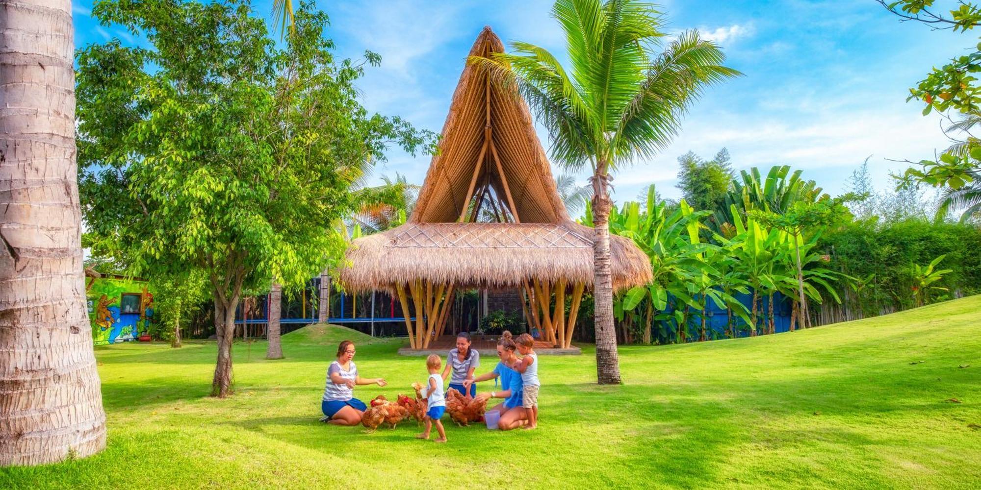 Hotel Komune And Beach Club Bali Keramas Exterior foto