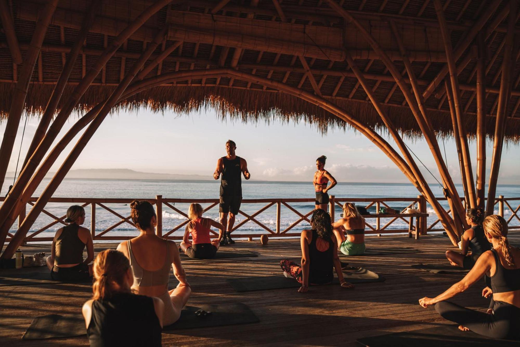 Hotel Komune And Beach Club Bali Keramas Exterior foto